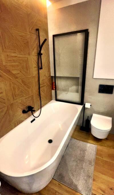Blue River Apartment - Wroclaw Bagian luar foto