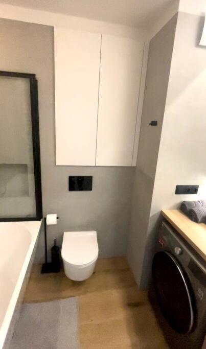 Blue River Apartment - Wroclaw Bagian luar foto